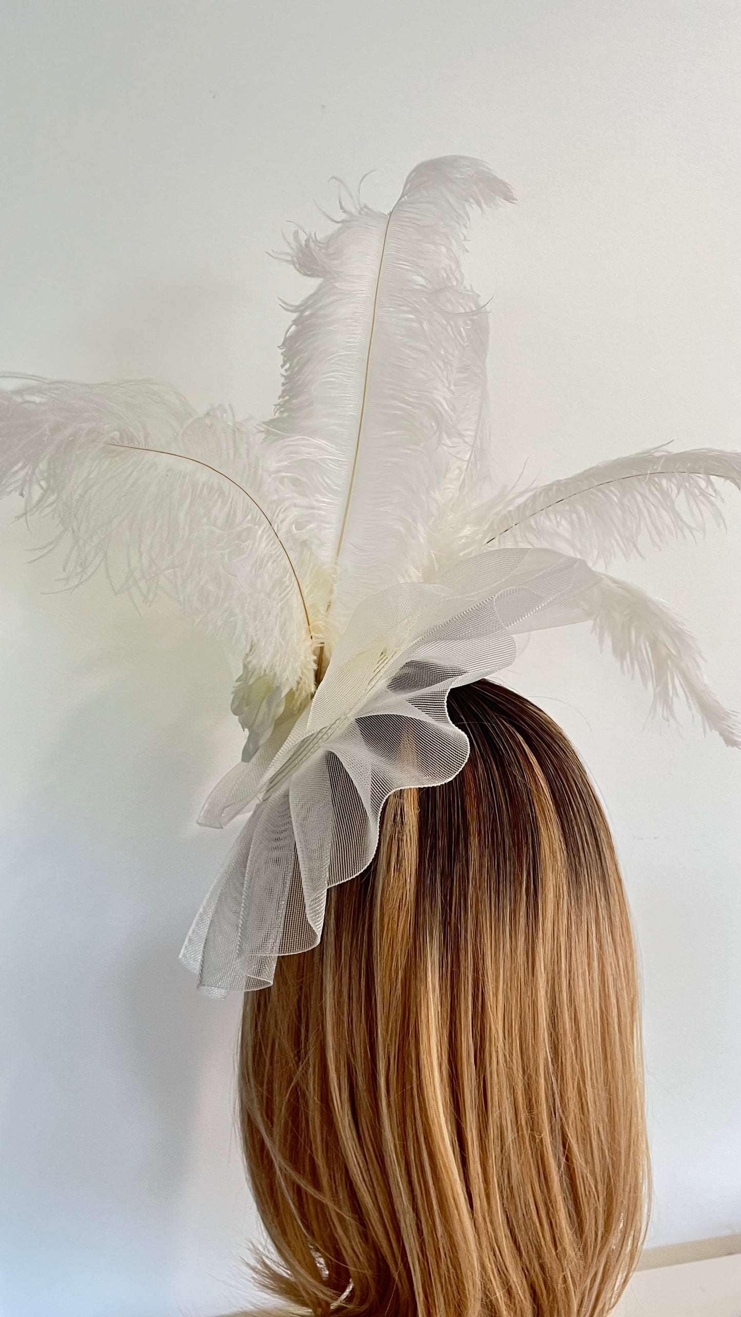 White Feather Fascinator