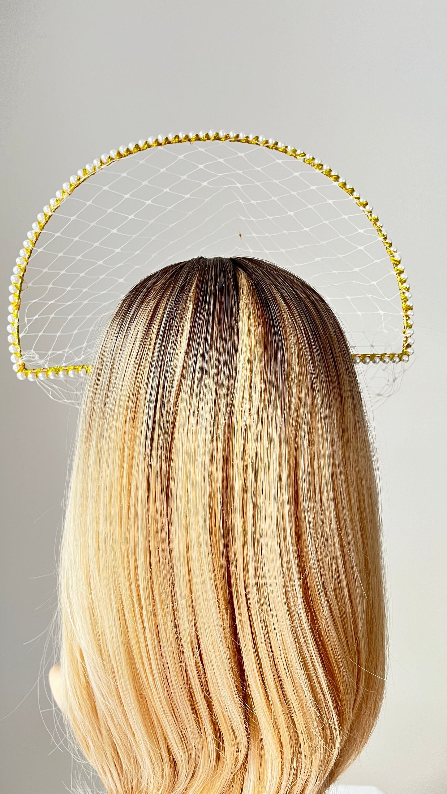 z-Sold Gold Pearl Halo Fascinator