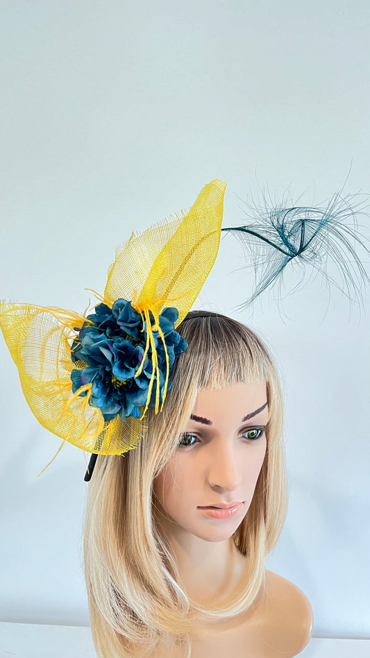 z-Sold Yellow and Blue Fascinator